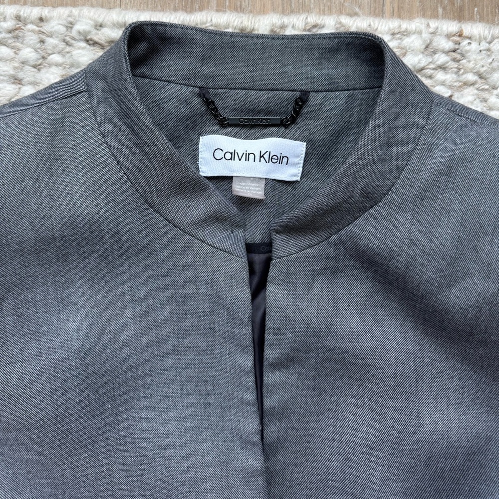 CALVIN KLEIN - Picture 4 of 10